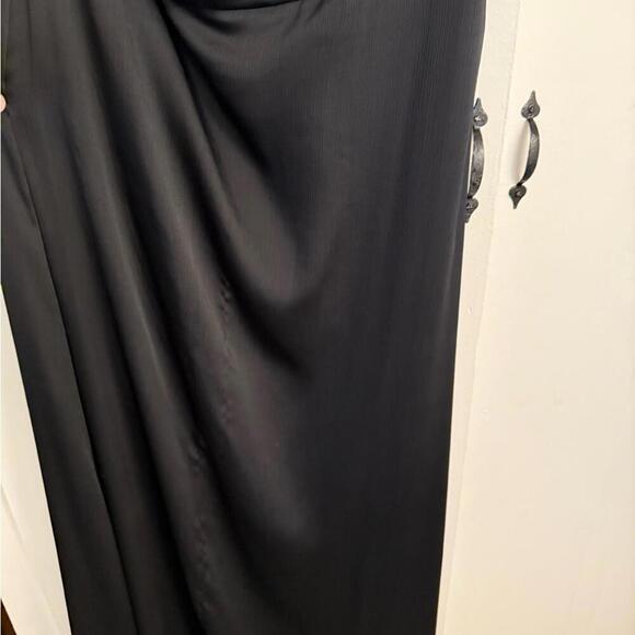 Sachin & Babi Chelsea Gown - Black (Size 16W)  Condition- please read below - Picture 5 of 8